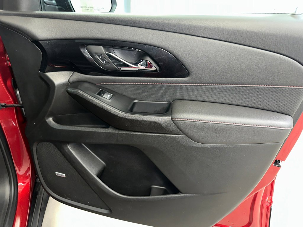 Certified 2023 Chevrolet Traverse RS w/ LPO, Floor Liner Package image 34