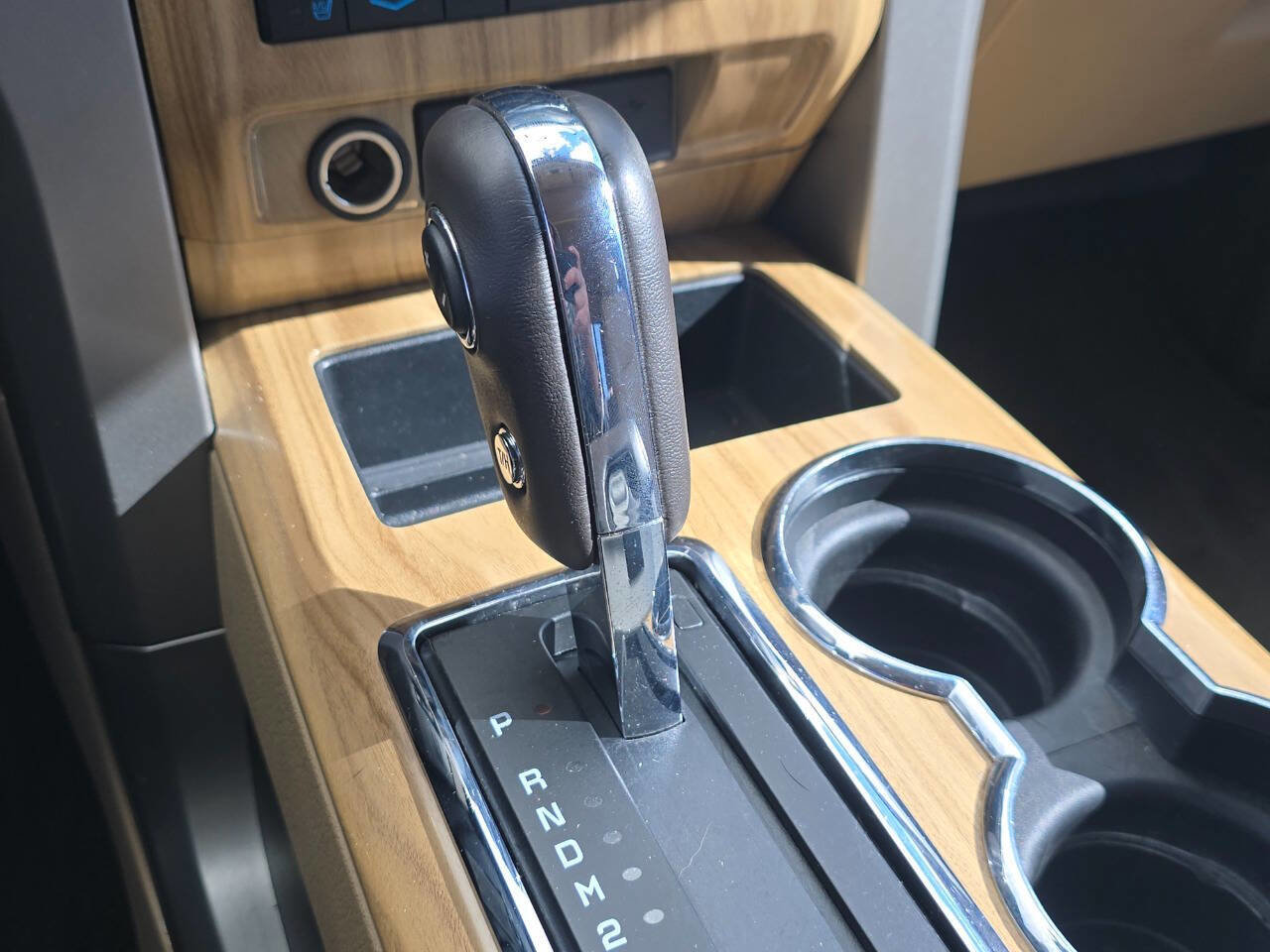 Used 2011 Ford F150 Lariat w/ Lariat Plus Pkg image 24