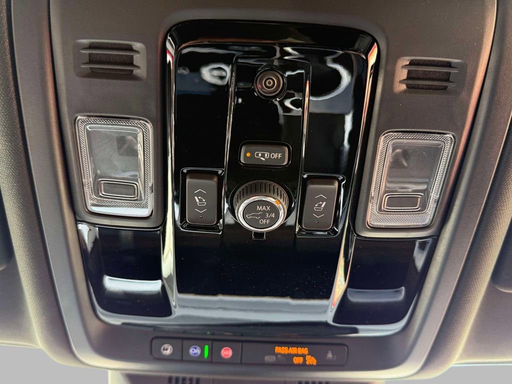 Used 2026 Cadillac Escalade 4WD w/ LPO, Floor Liner Package image 27