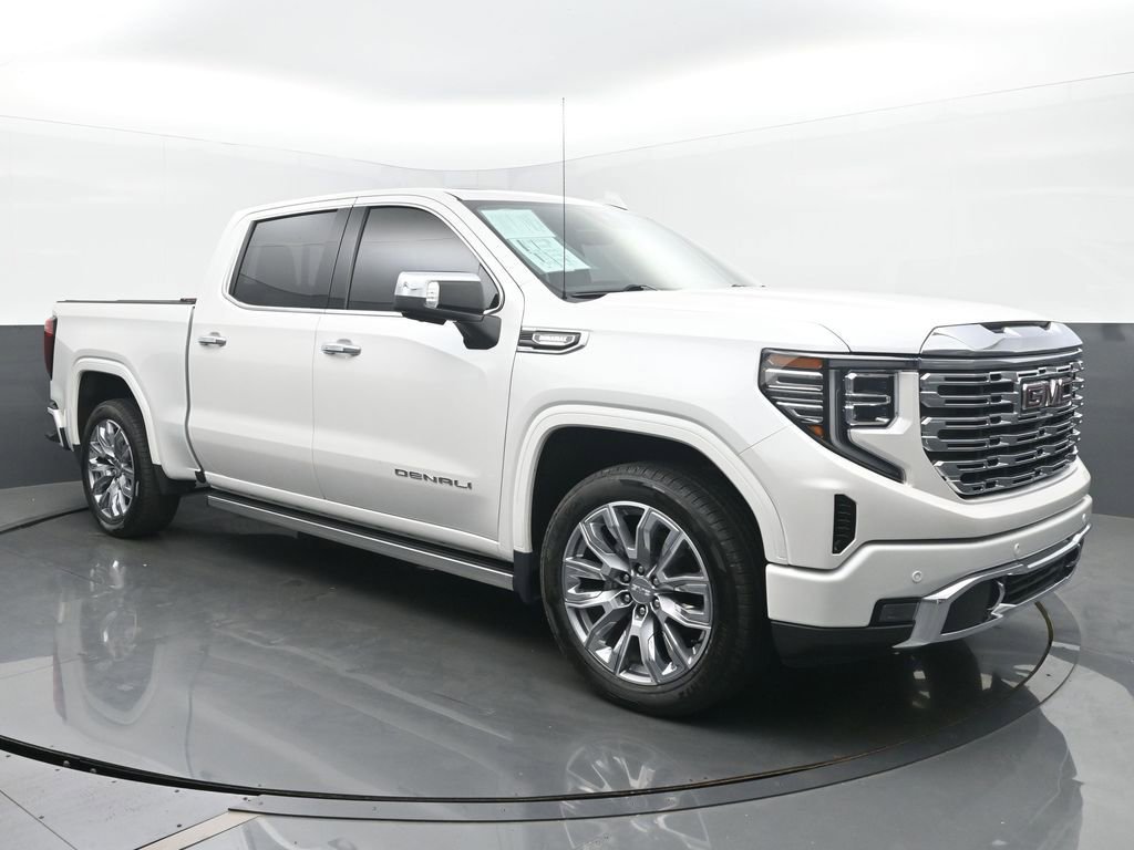 Used 2022 GMC Sierra 1500 Denali w/ Denali Reserve Package image 7