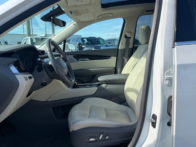 Certified 2020 Cadillac XT6 Premium Luxury FWD image 9
