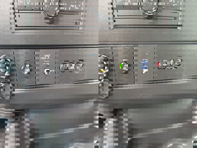 New 2025 Chevrolet Express 2500 w/ Driver Convenience Package image 32