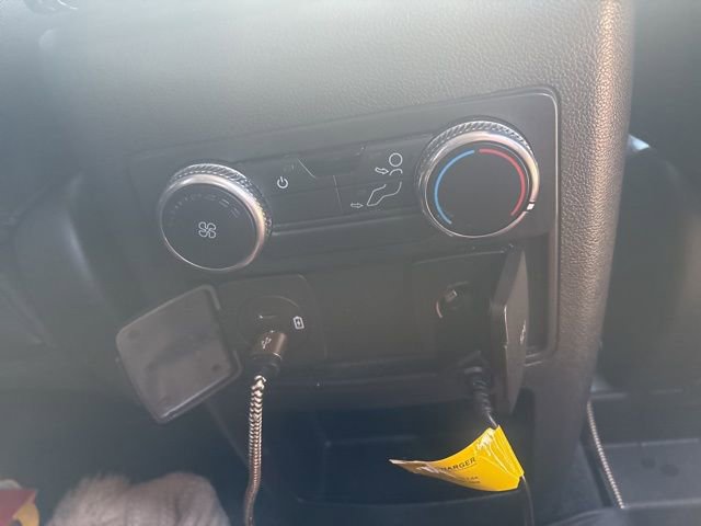 Used 2021 Ford Explorer XLT w/ Equipment Group 202A image 10