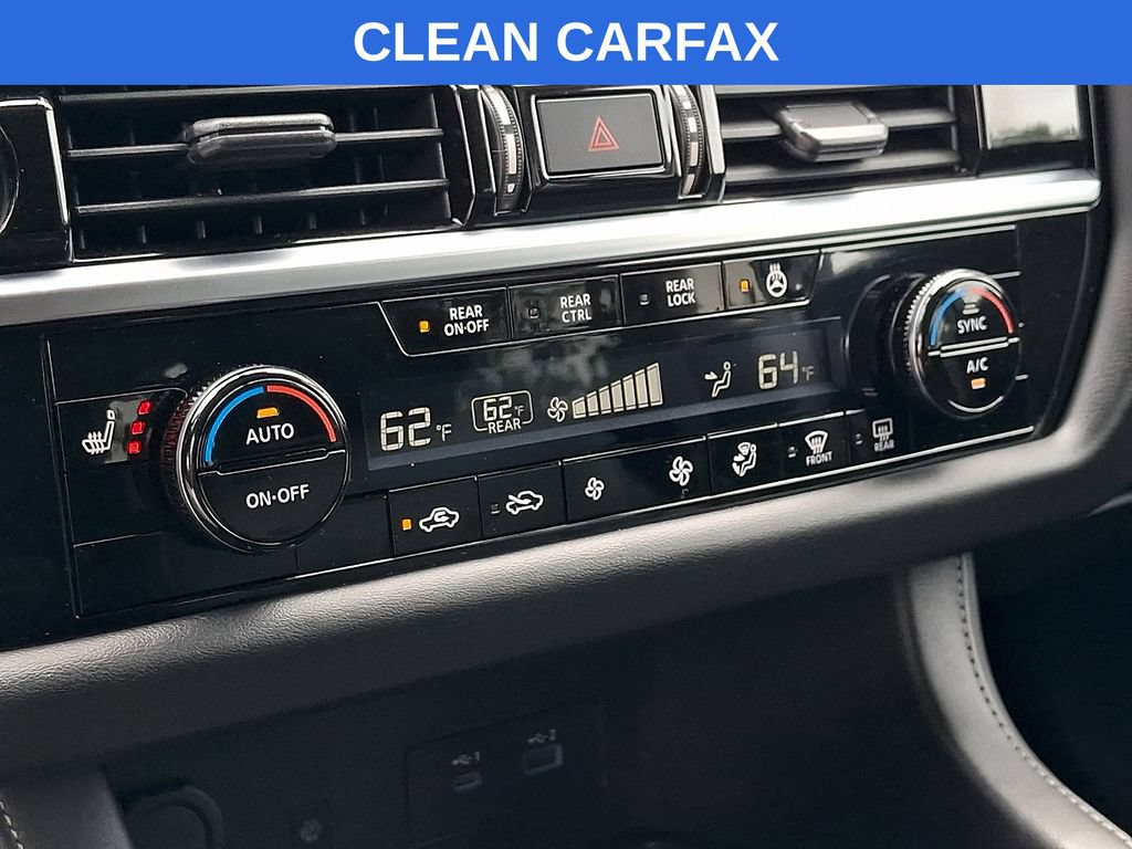 Used 2023 Nissan Pathfinder SL AWD/4WD image 19