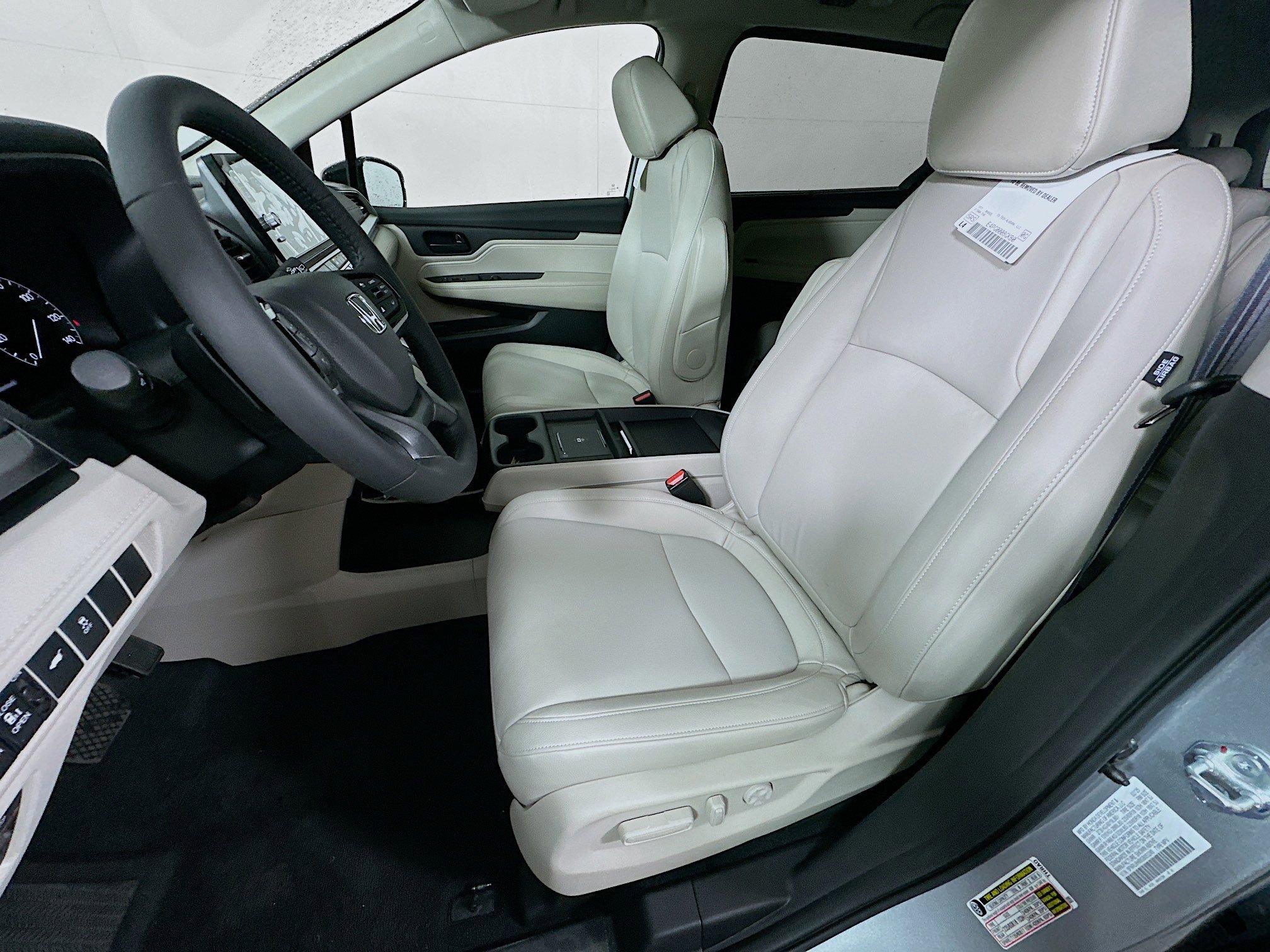 Certified 2025 Honda Odyssey EX-L image 15