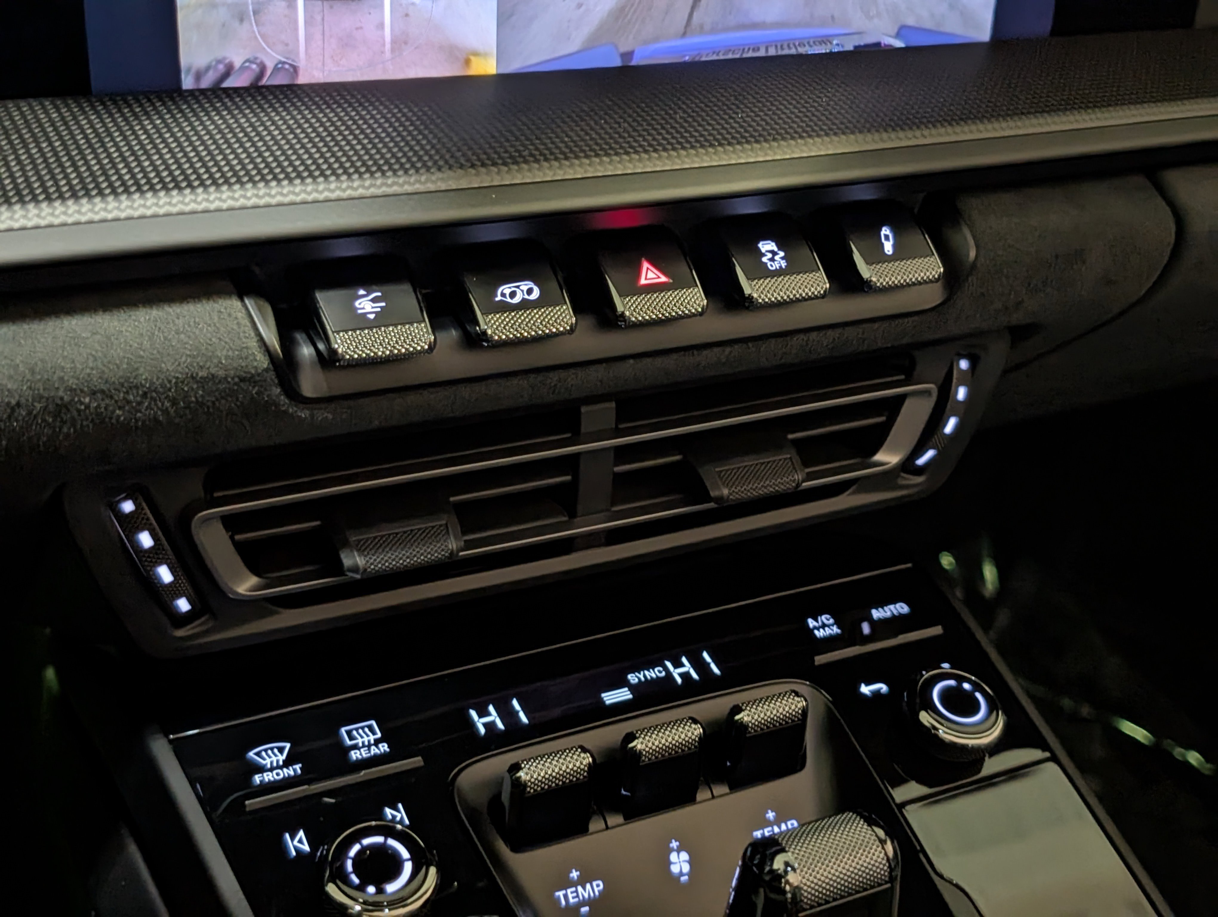 Used 2024 Porsche 911 Targa 4 GTS image 40