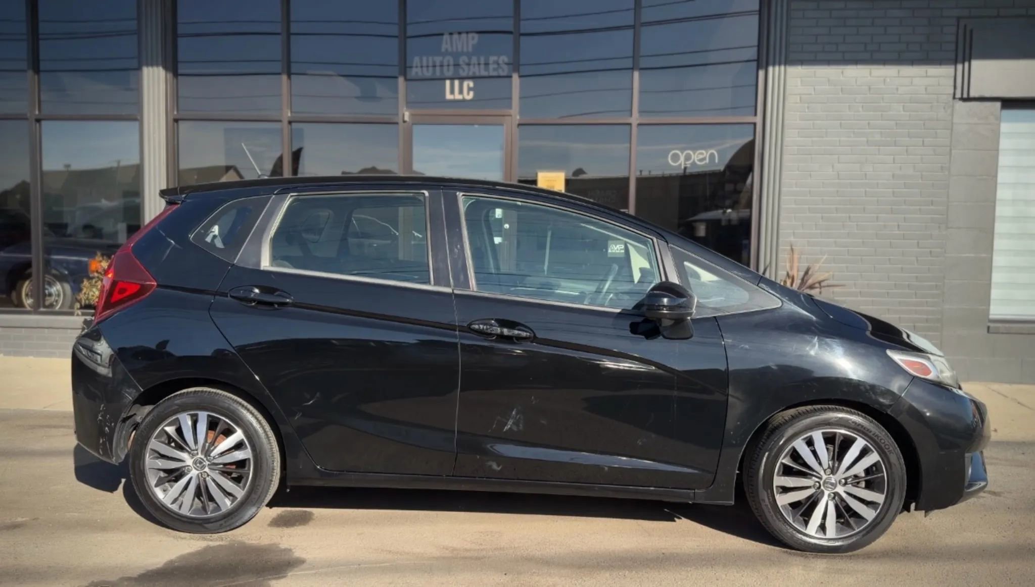 Used 2016 Honda Fit EX image 2