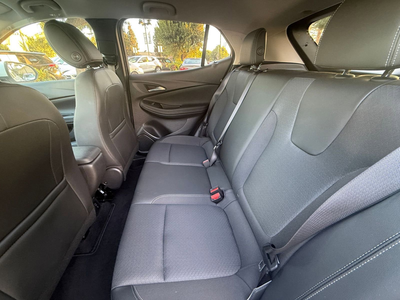 Used 2025 Buick Encore GX Preferred image 22