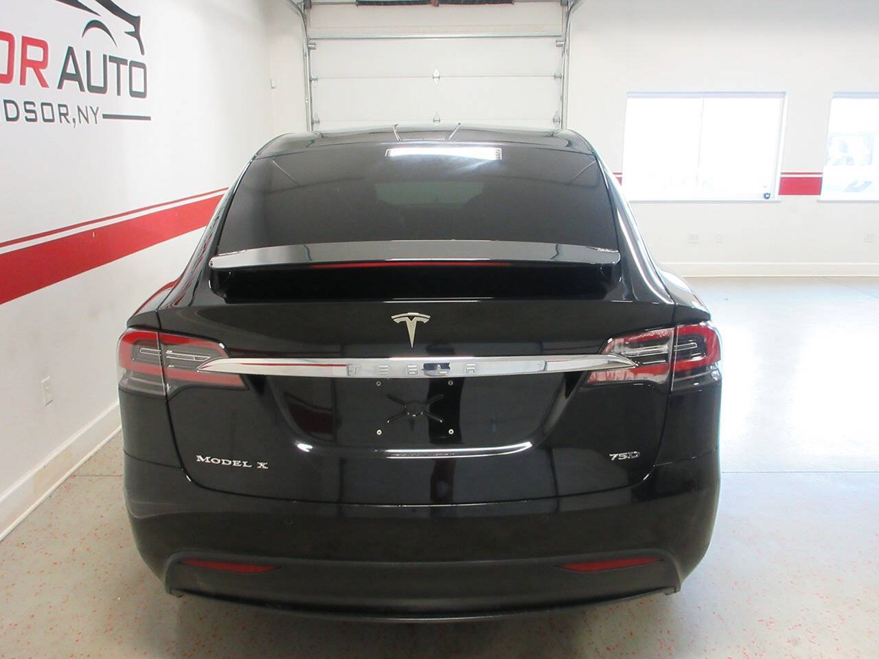 Used 2017 Tesla Model X 75D AWD/4WD image 30