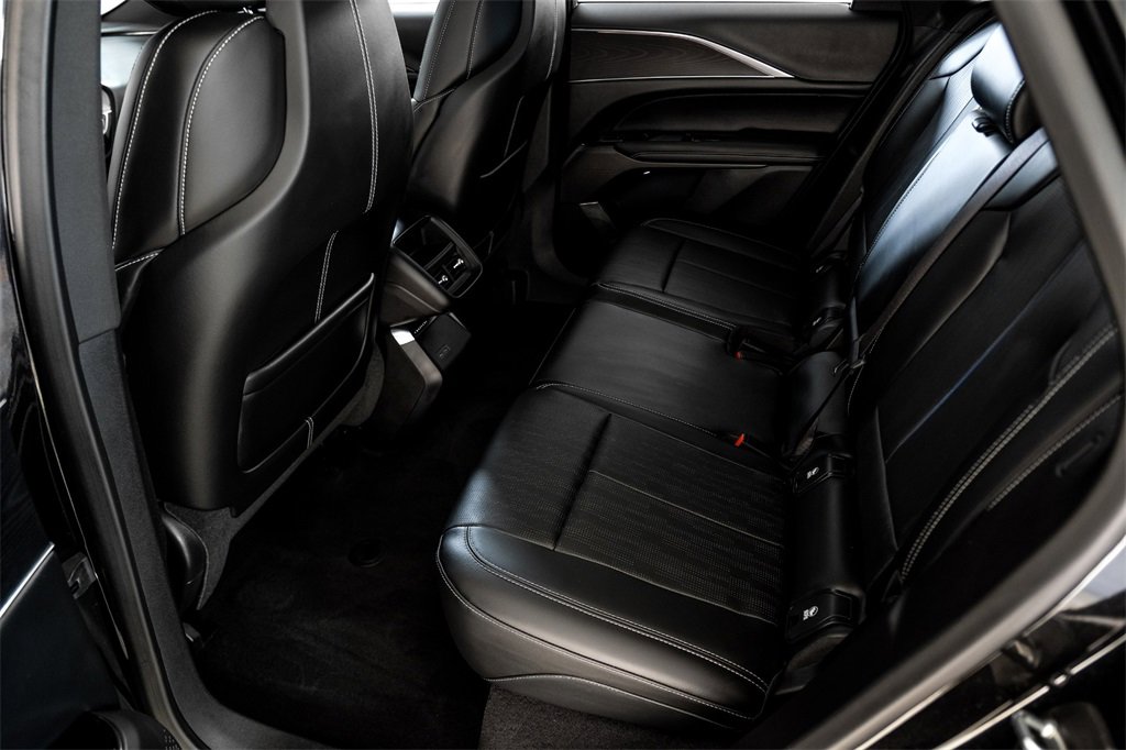 Used 2024 Cadillac Lyriq Luxury w/ LPO, Floor Liner Package image 38