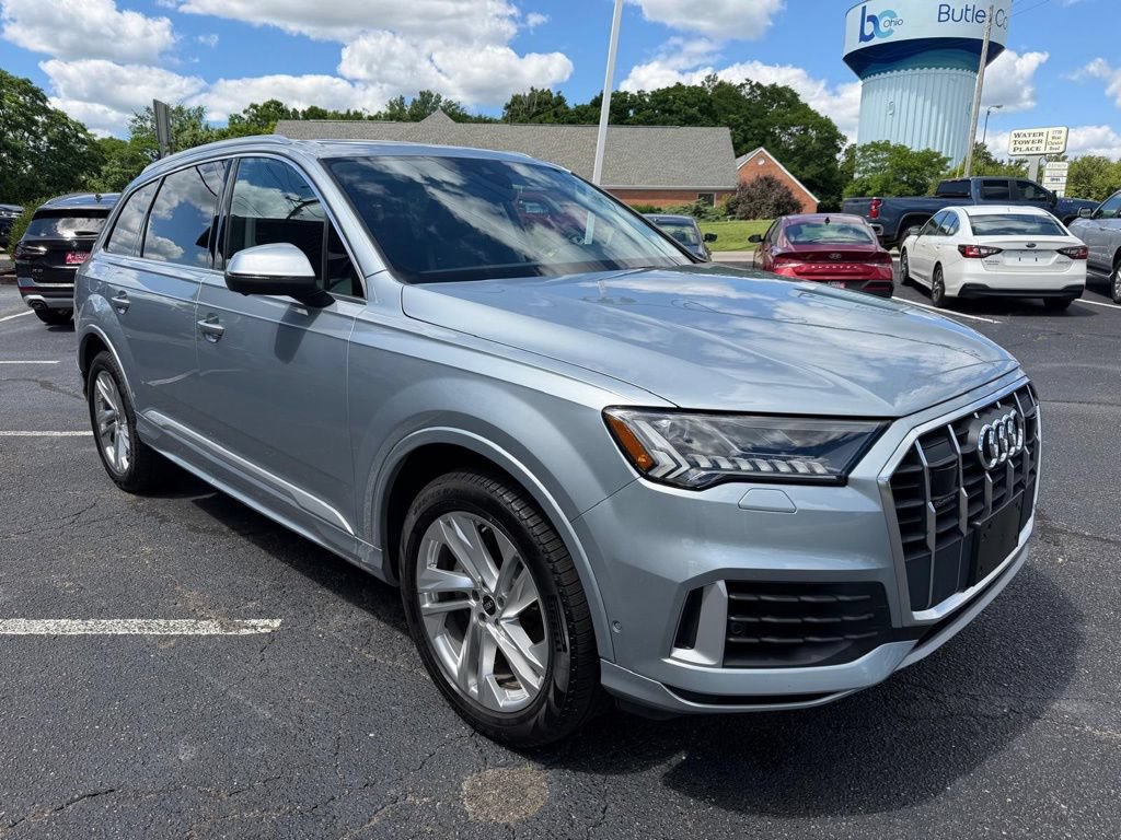 Used 2023 Audi Q7 3.0T Premium Plus w/ Premium Plus Package AWD/4WD image 4