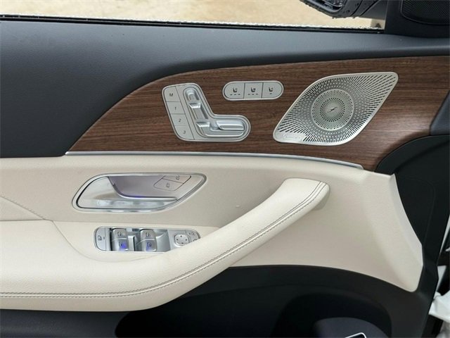 New 2026 Mercedes-Benz GLS 450 4MATIC image 11