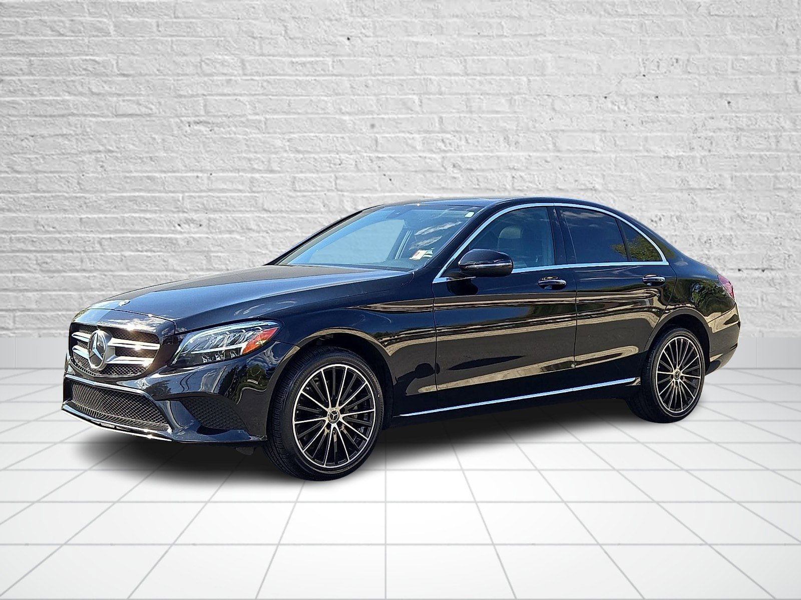Used 2021 Mercedes-Benz C 300 4MATIC Sedan image 3