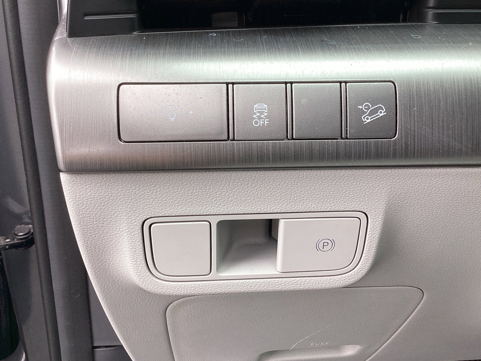 Used 2024 Hyundai Kona SEL AWD/4WD image 28