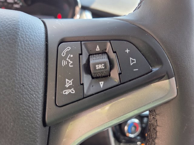 Used 2020 Chevrolet Trax Premier w/ LPO, Cargo Package AWD/4WD image 26