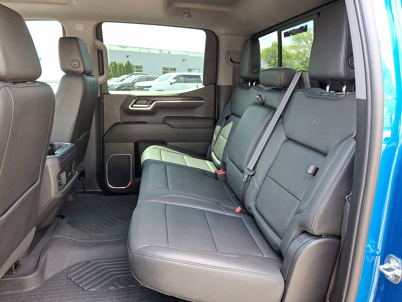 Certified 2023 Chevrolet Silverado 1500 LT Trail Boss w/ Convenience Package II AWD/4WD image 20