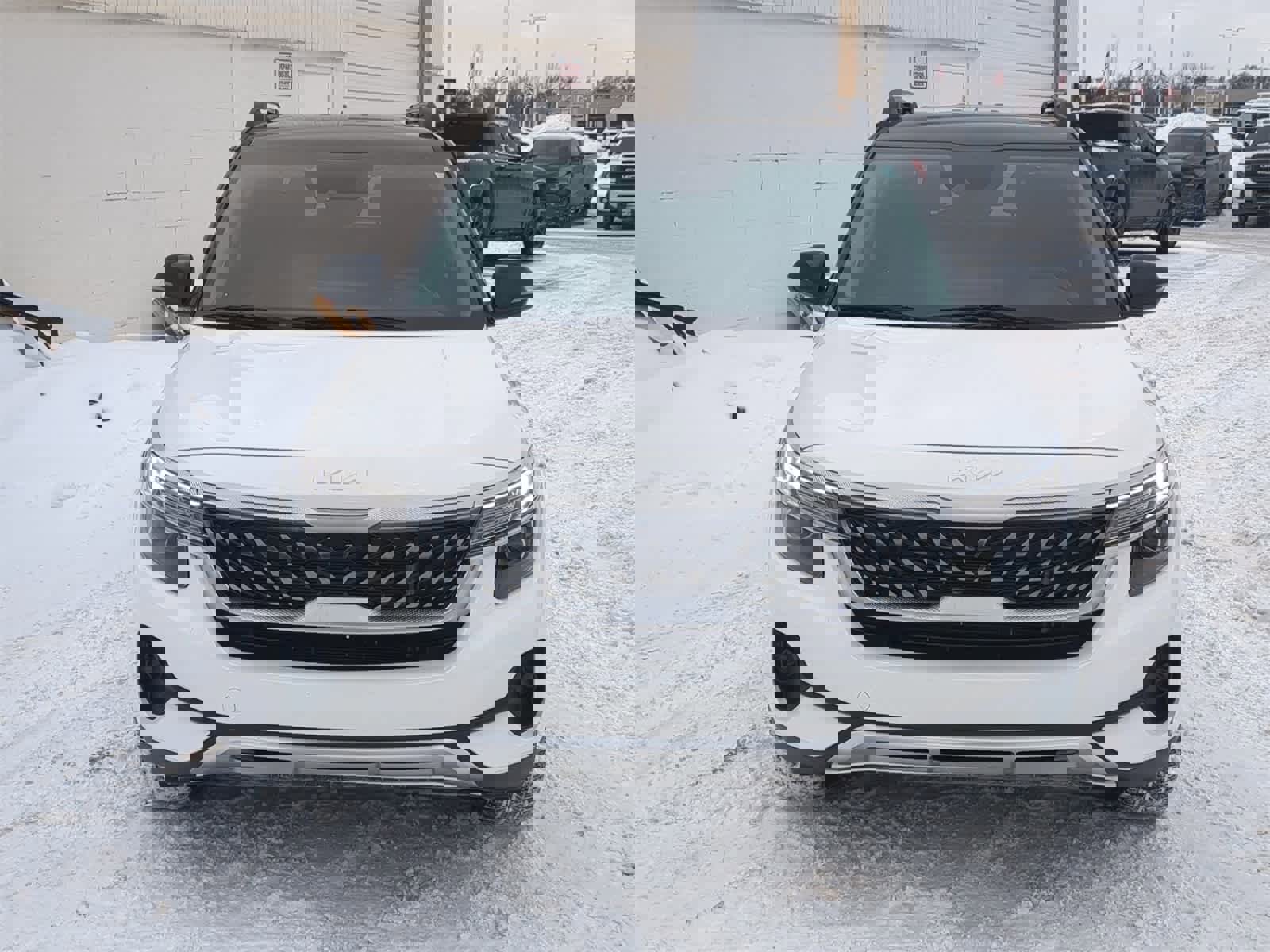 Used 2023 Kia Seltos Nightfall Edition image 17