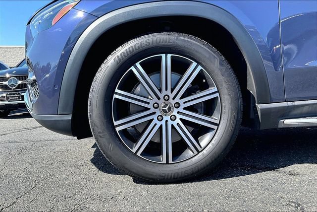Used 2024 Mercedes-Benz GLE 450e 4MATIC image 5