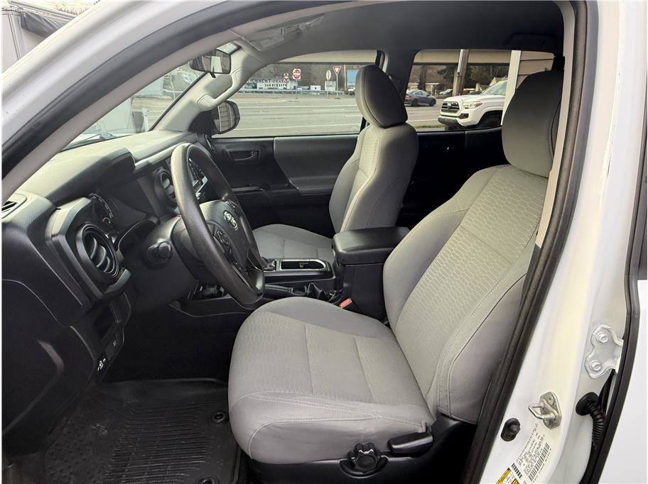 Used 2019 Toyota Tacoma SR w/ SR Convenience Package image 14