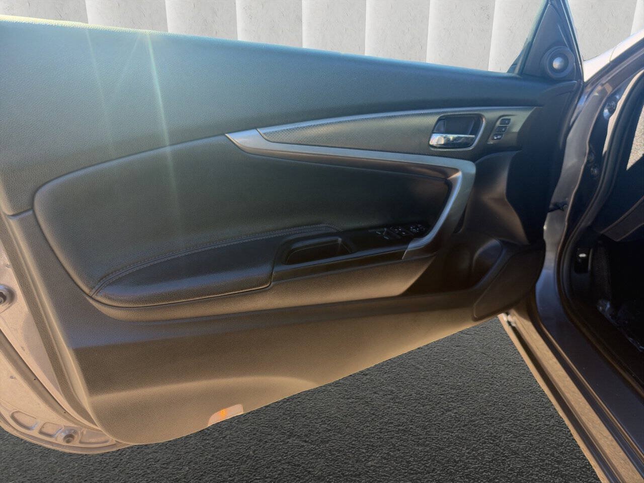 Used 2017 Honda Accord EX-L image 15