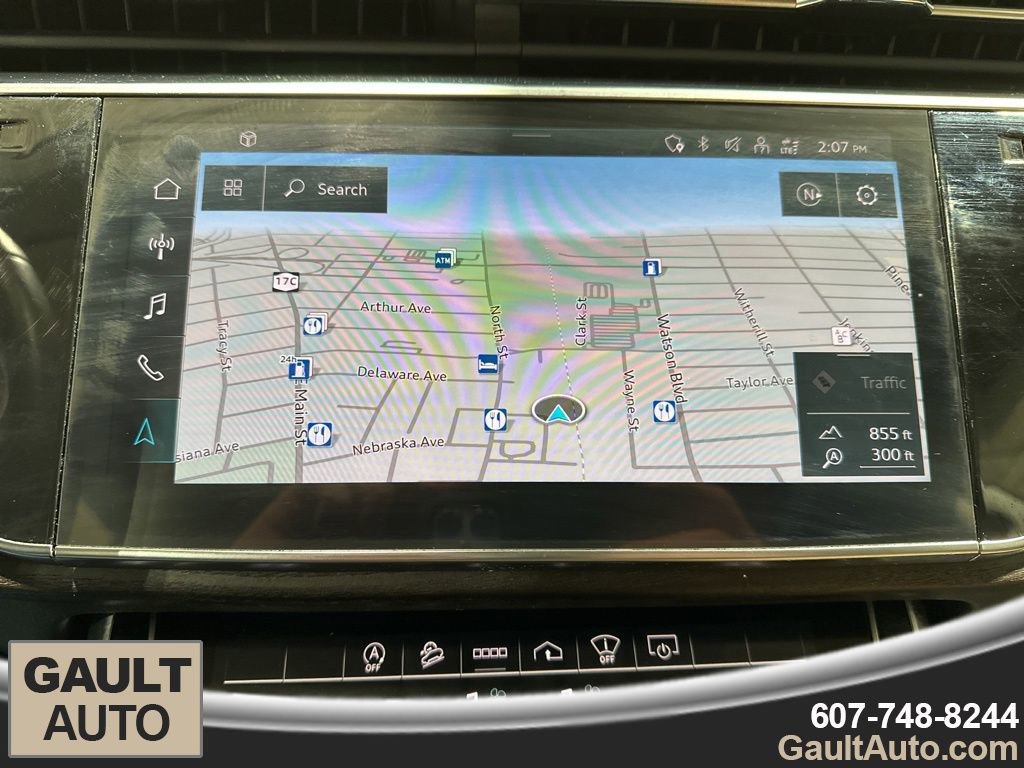 Used 2022 Audi Q8 Prestige w/ Prestige Package image 8