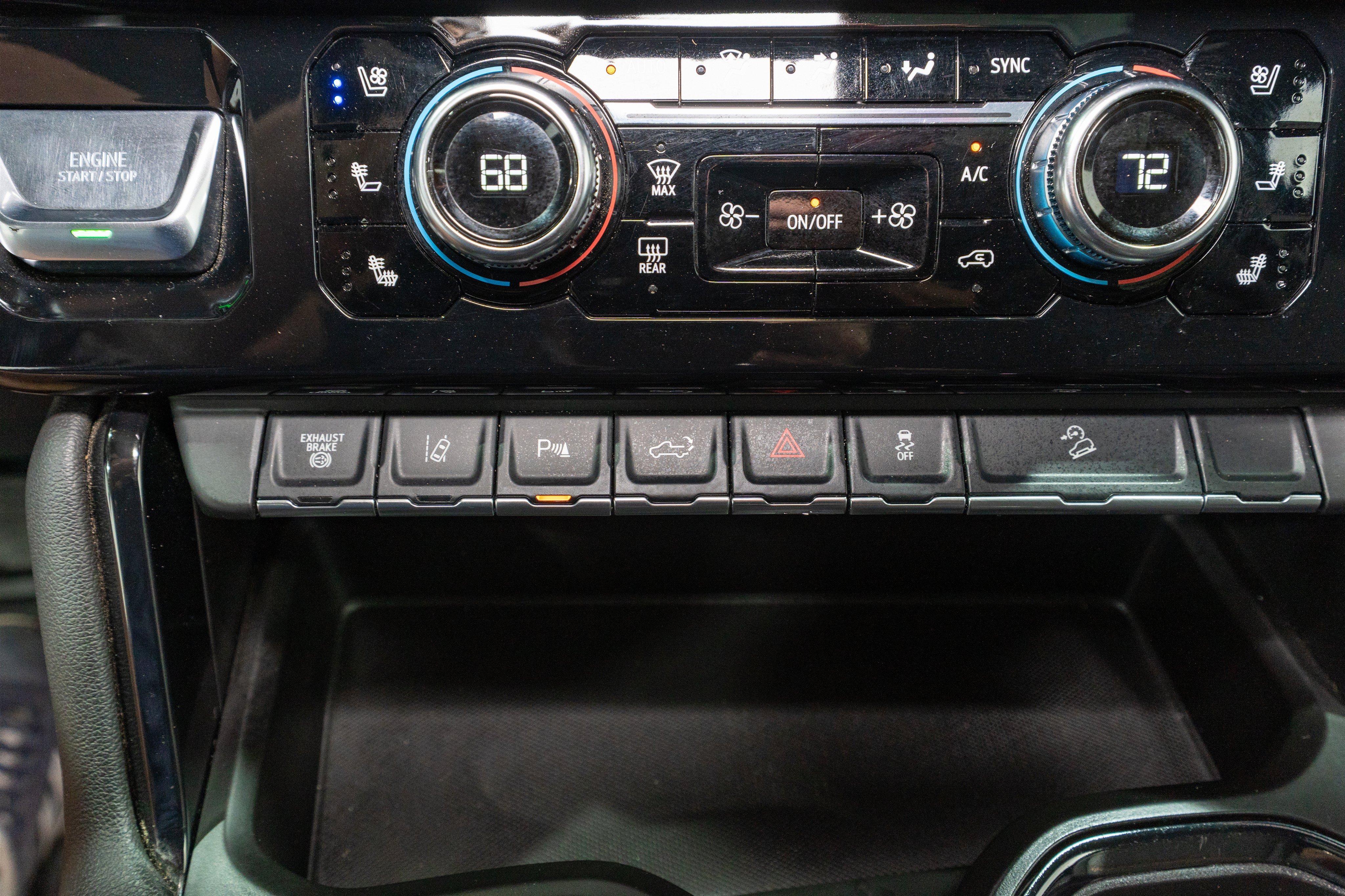 Used 2025 GMC Sierra 2500 AT4 w/ AT4 Premium Plus Package AWD/4WD image 28