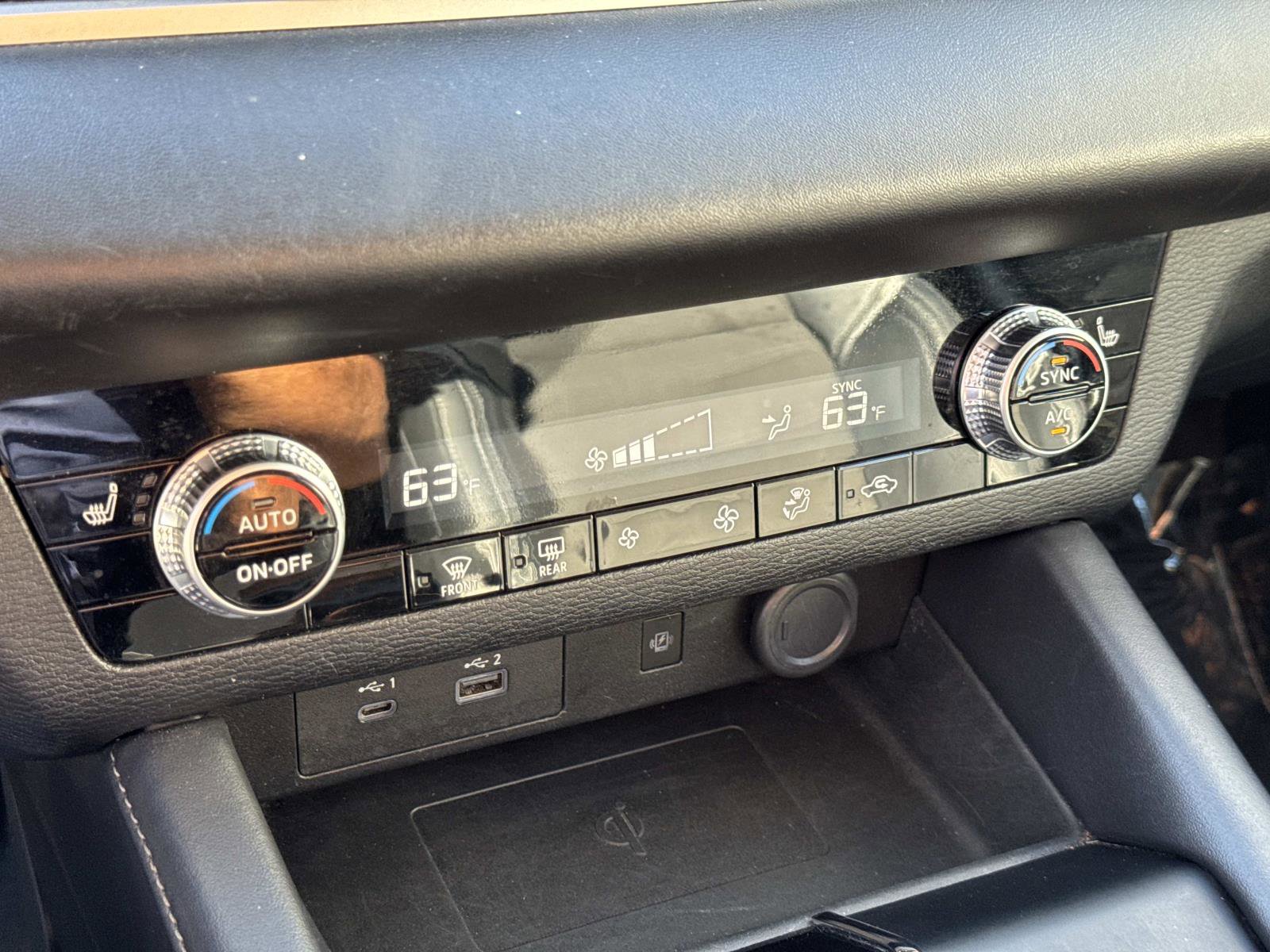 Used 2024 Mitsubishi Outlander FWD image 16