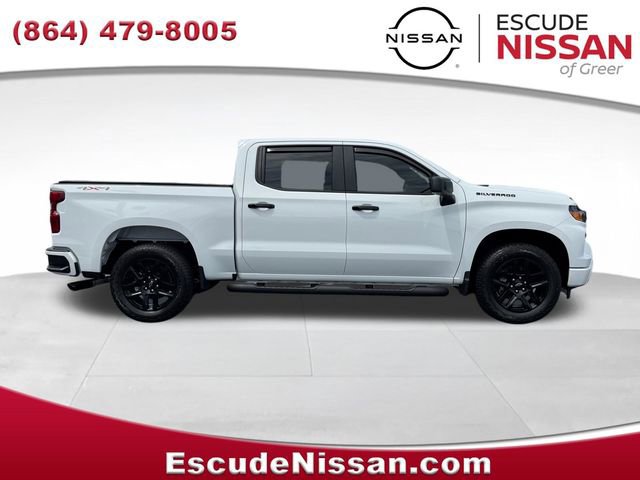 Used 2026 Chevrolet Silverado 1500 Custom w/ Turbomax Blackout Package AWD/4WD image 2