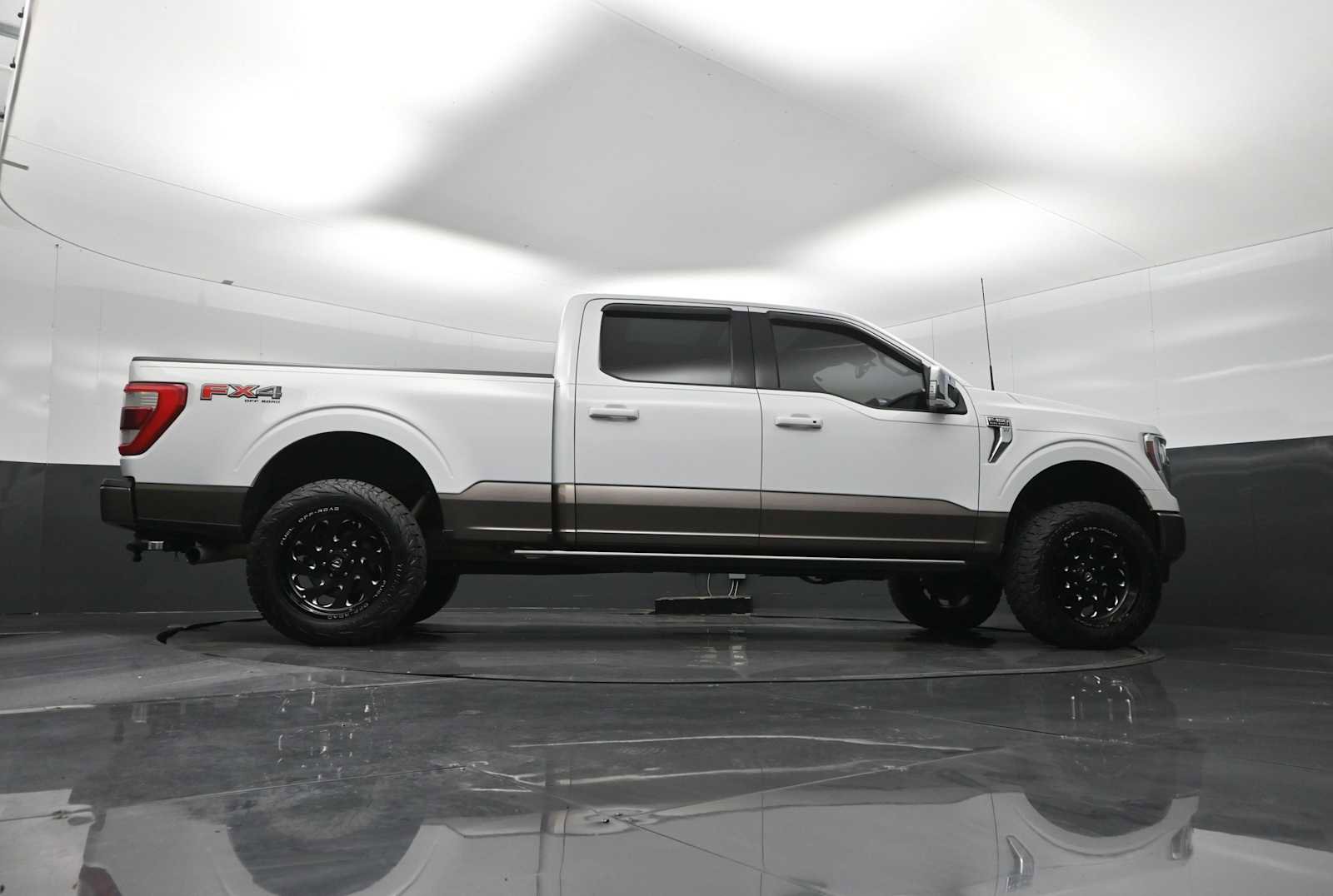 Used 2021 Ford F150 King Ranch w/ Equipment Group 601A High AWD/4WD image 33