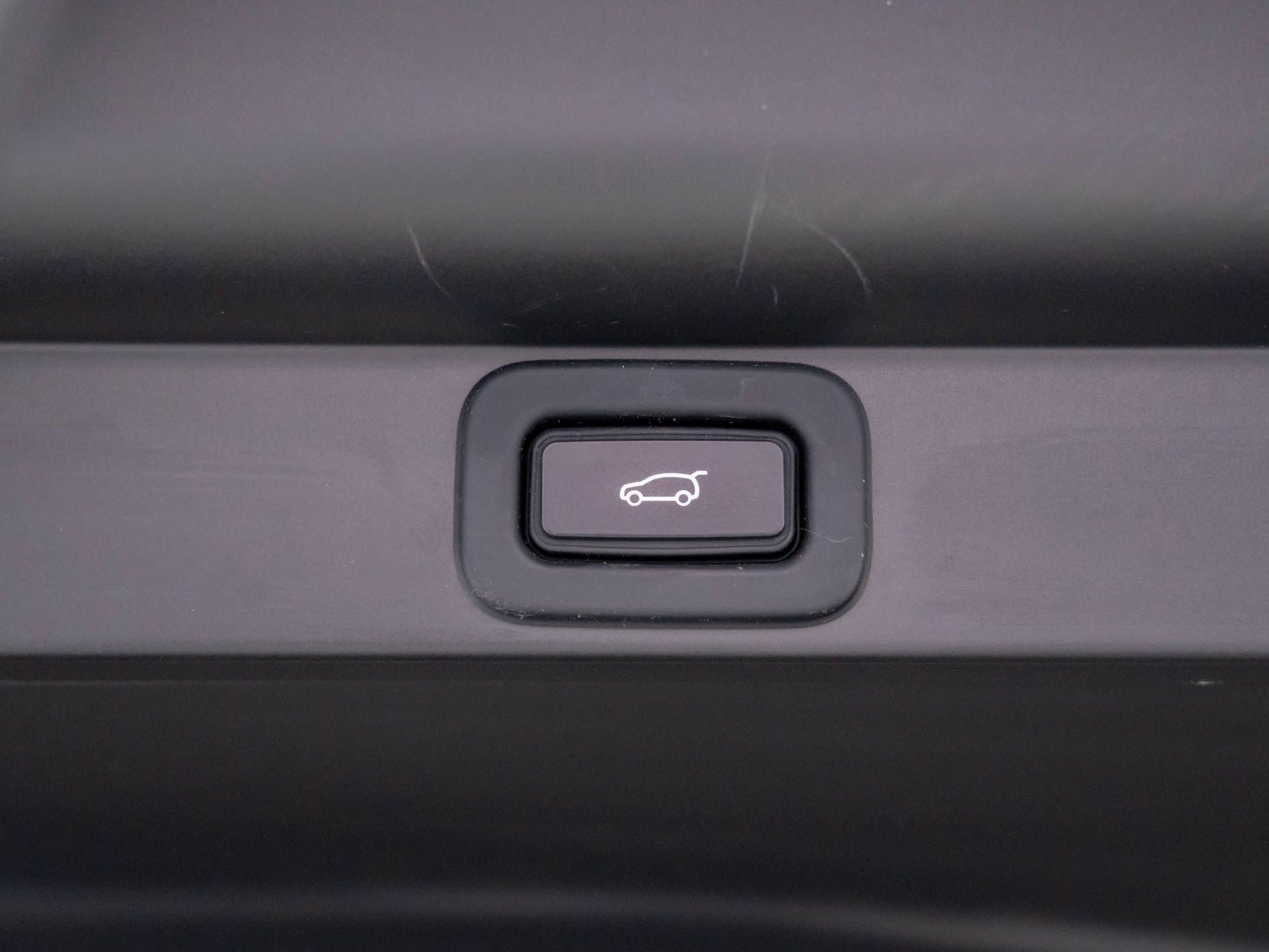 Used 2023 Land Rover Range Rover SE image 28