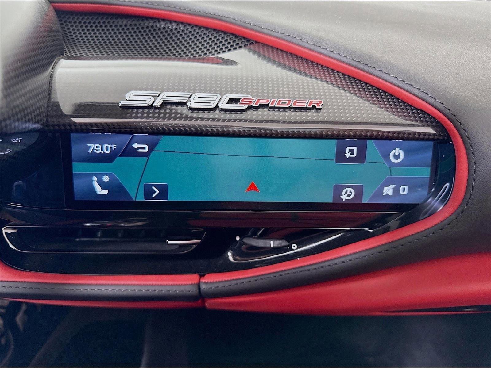 Used 2022 Ferrari SF90 Spider image 18