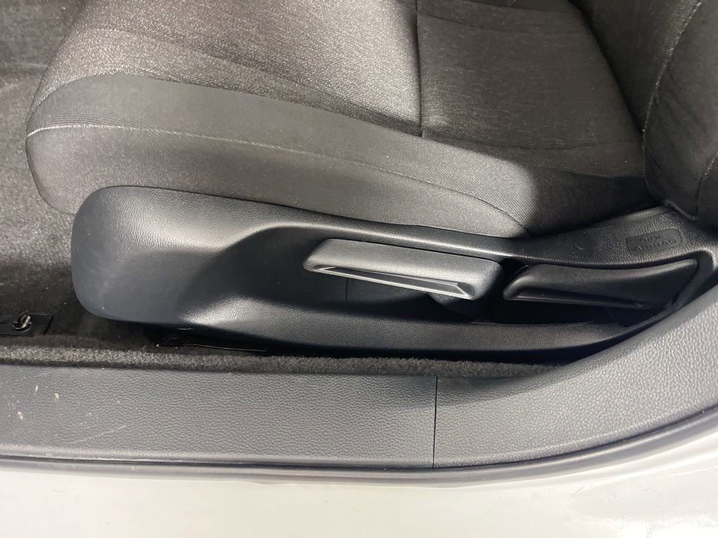 Certified 2023 Honda Accord LX image 20