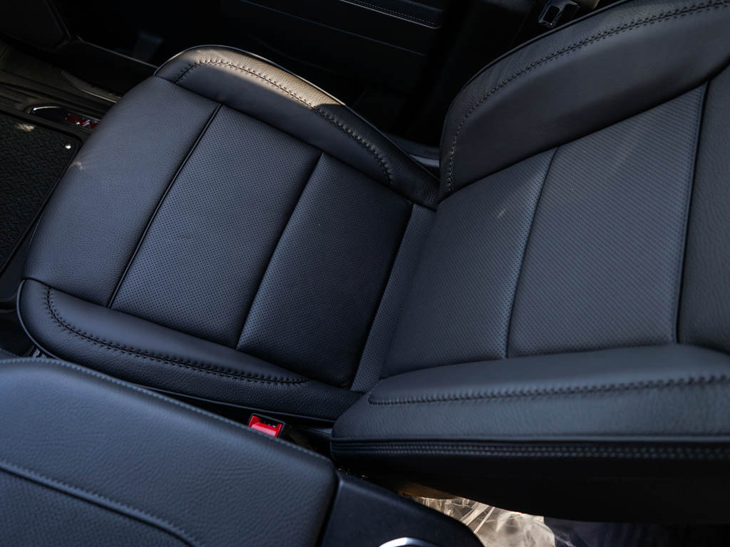 New 2025 GMC Sierra 3500 Denali w/ Denali Reserve Package image 24