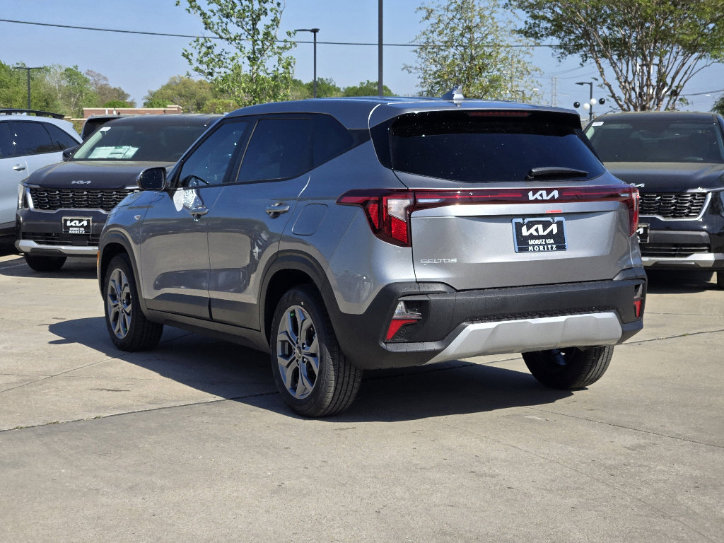 New 2026 Kia Seltos LX image 3