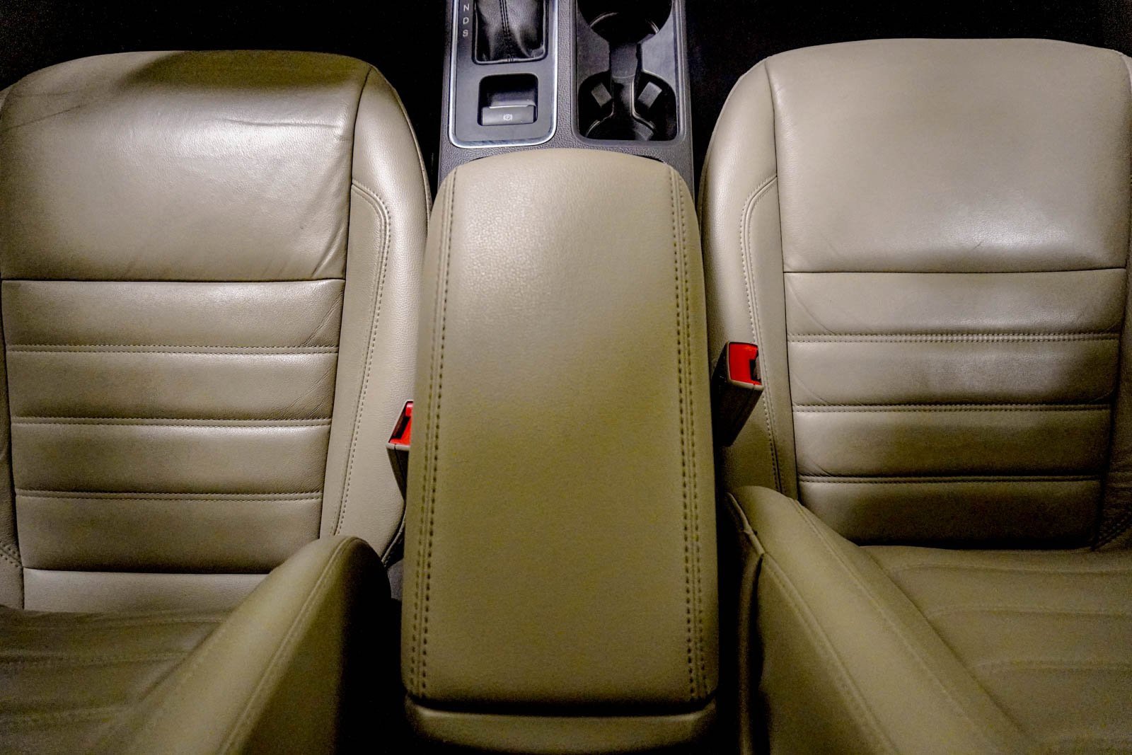 Used 2017 Ford Escape Titanium image 28