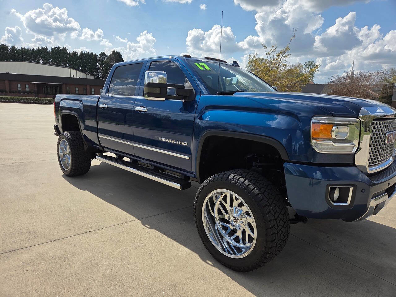 Used 2017 GMC Sierra 2500 Denali w/ Suspension Package, Off-Road image 5