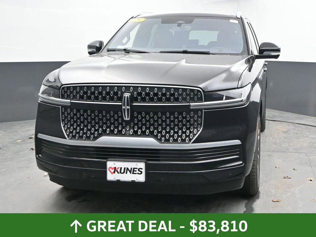 Used 2025 Lincoln Navigator Reserve AWD/4WD image 5
