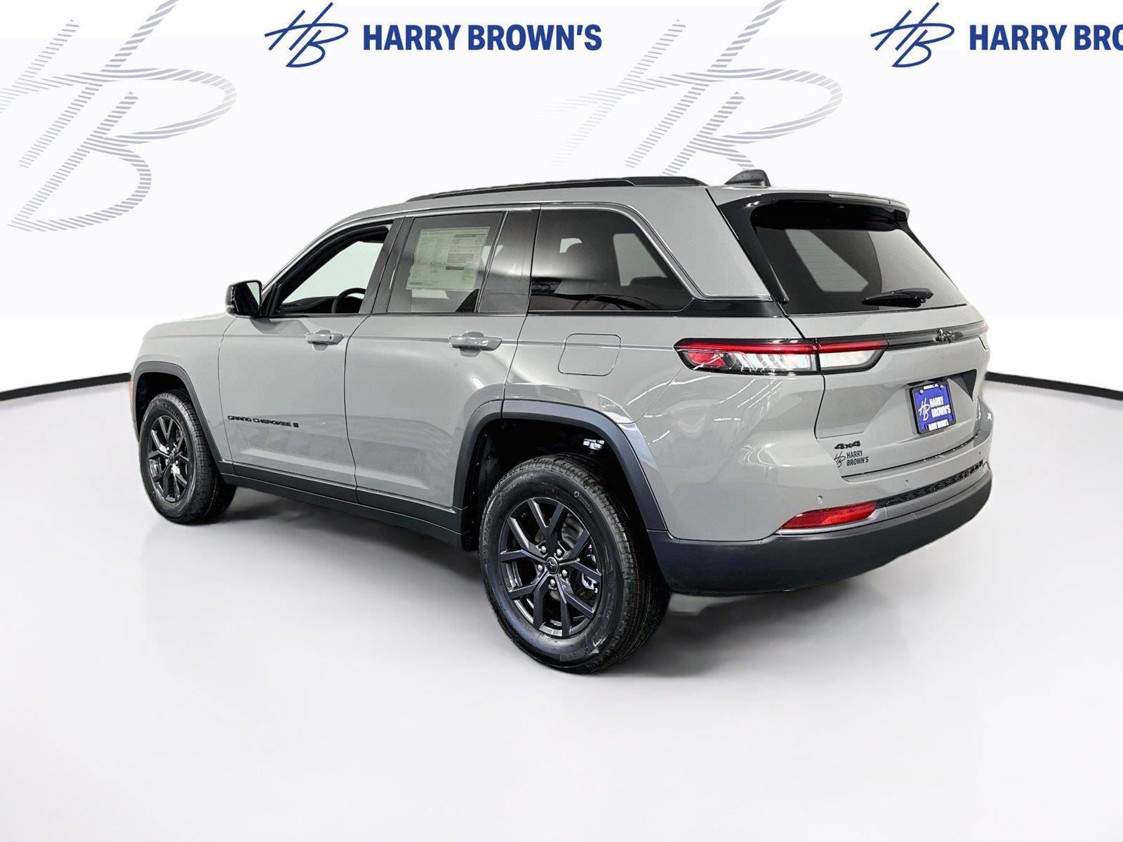 New 2027 Jeep Grand Cherokee Altitude AWD/4WD image 29