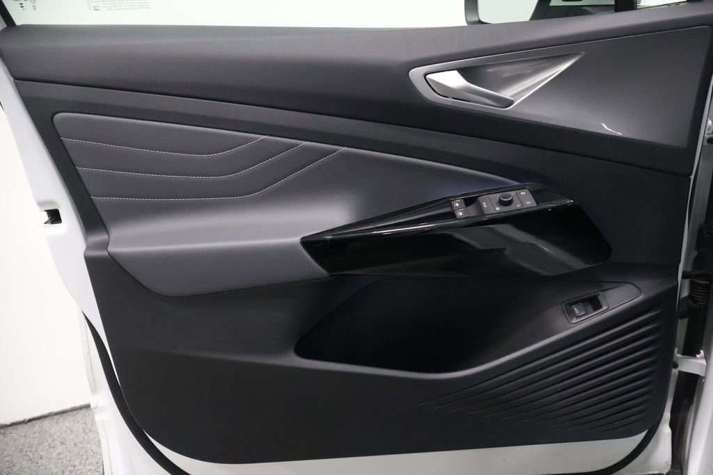 Used 2023 Volkswagen ID.4 Pro S image 12