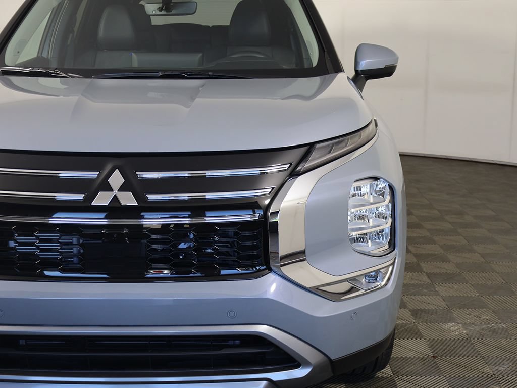 New 2026 Mitsubishi Outlander SE FWD image 14