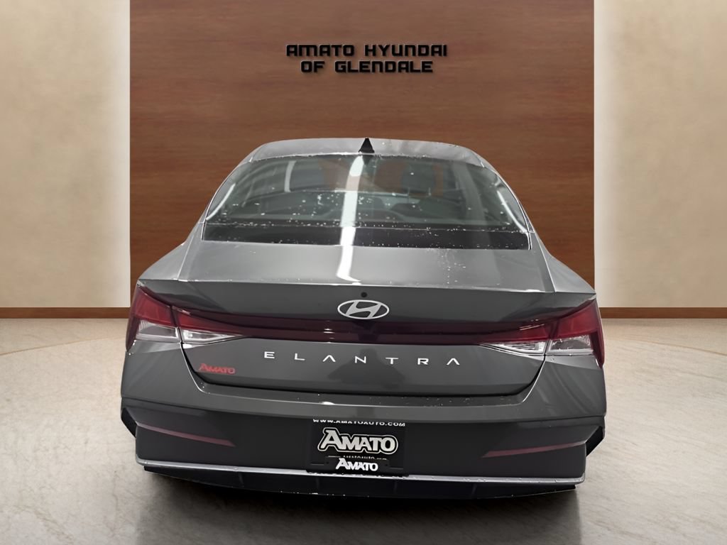 New 2026 Hyundai Elantra SE FWD image 6