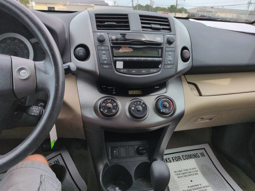Used 2011 Toyota RAV4 4WD w/ Base L4 Extra Value Pkg image 18