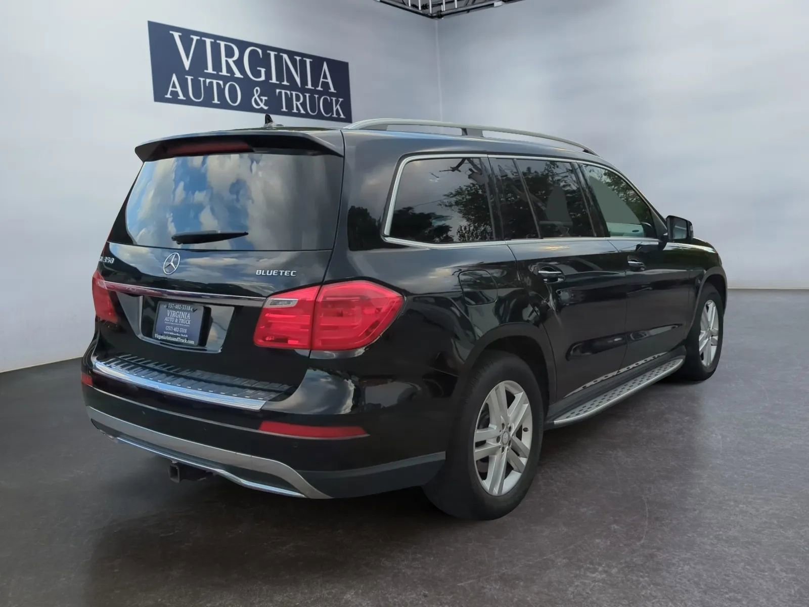Used 2014 Mercedes-Benz GL 350 BlueTEC 4MATIC image 11
