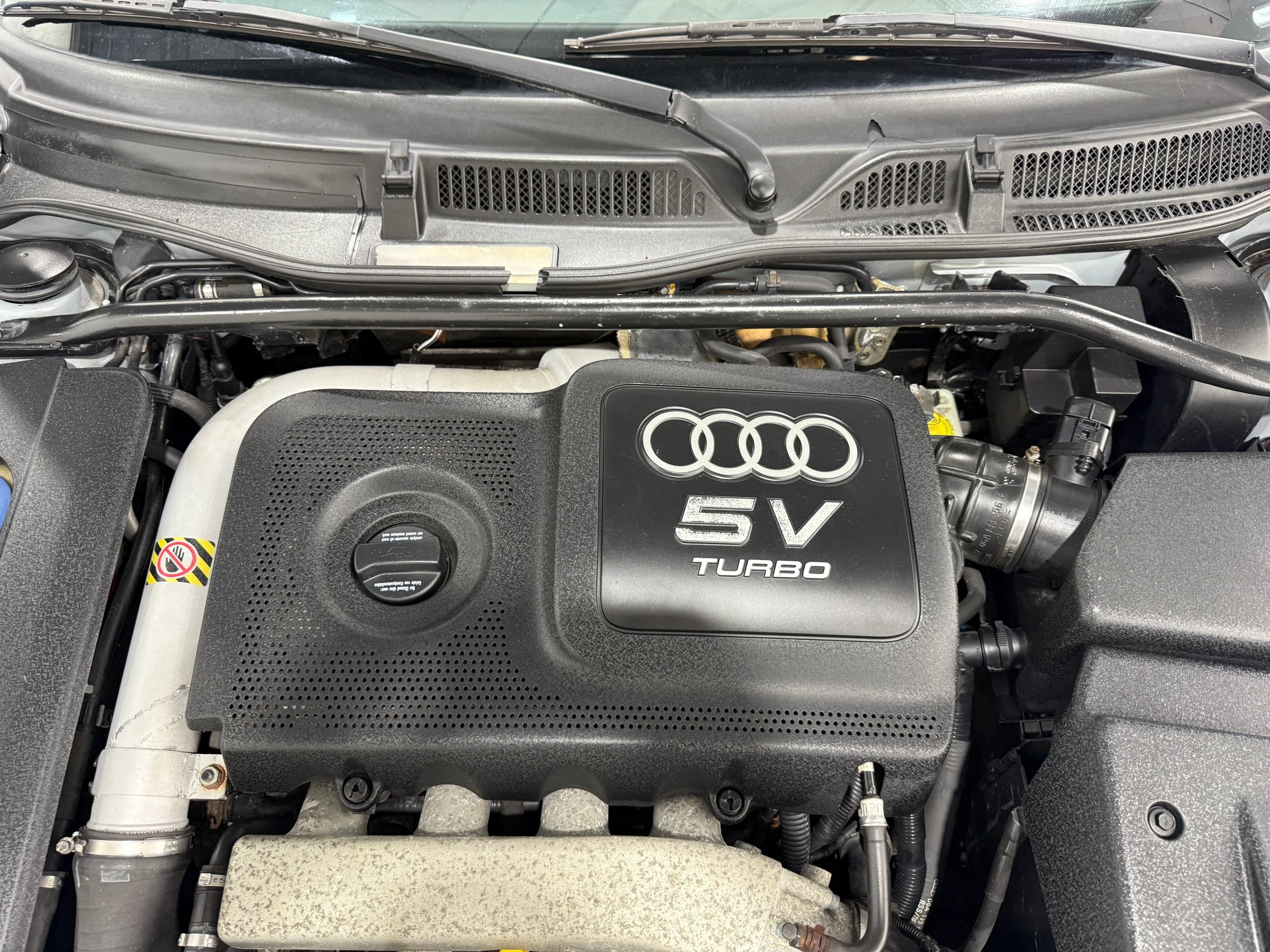 Used 2001 Audi TT 1.8T AWD/4WD image 32