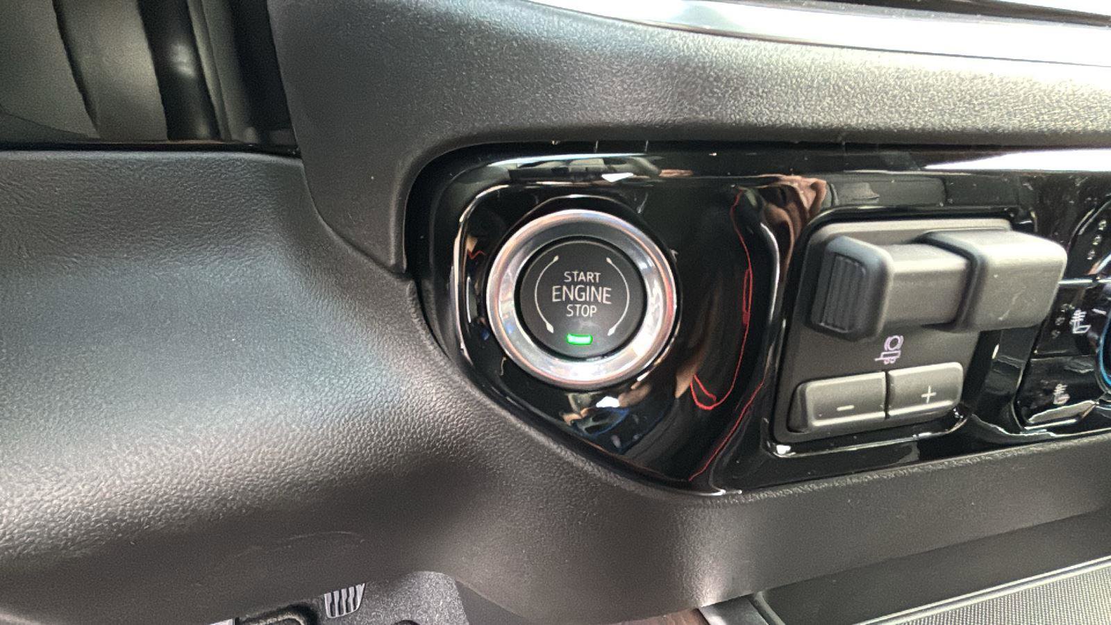 New 2026 GMC Sierra 1500 SLT w/ SLT Premium Plus Package image 13