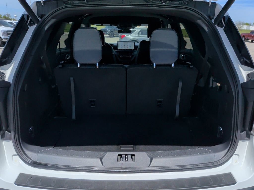 Used 2025 Ford Explorer ST-Line image 43