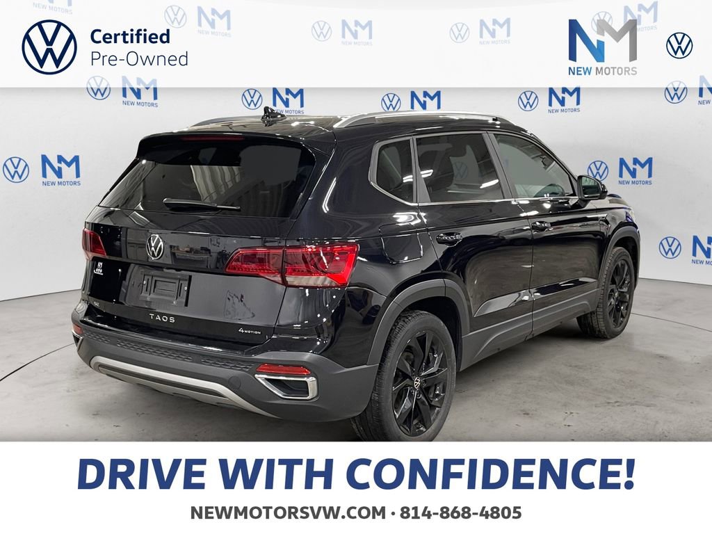 Used 2023 Volkswagen Taos SE w/ Panoramic Sunroof Package image 5