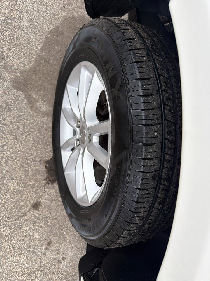 Used 2015 Dodge Journey SXT w/ Flexible Seating Group image 5