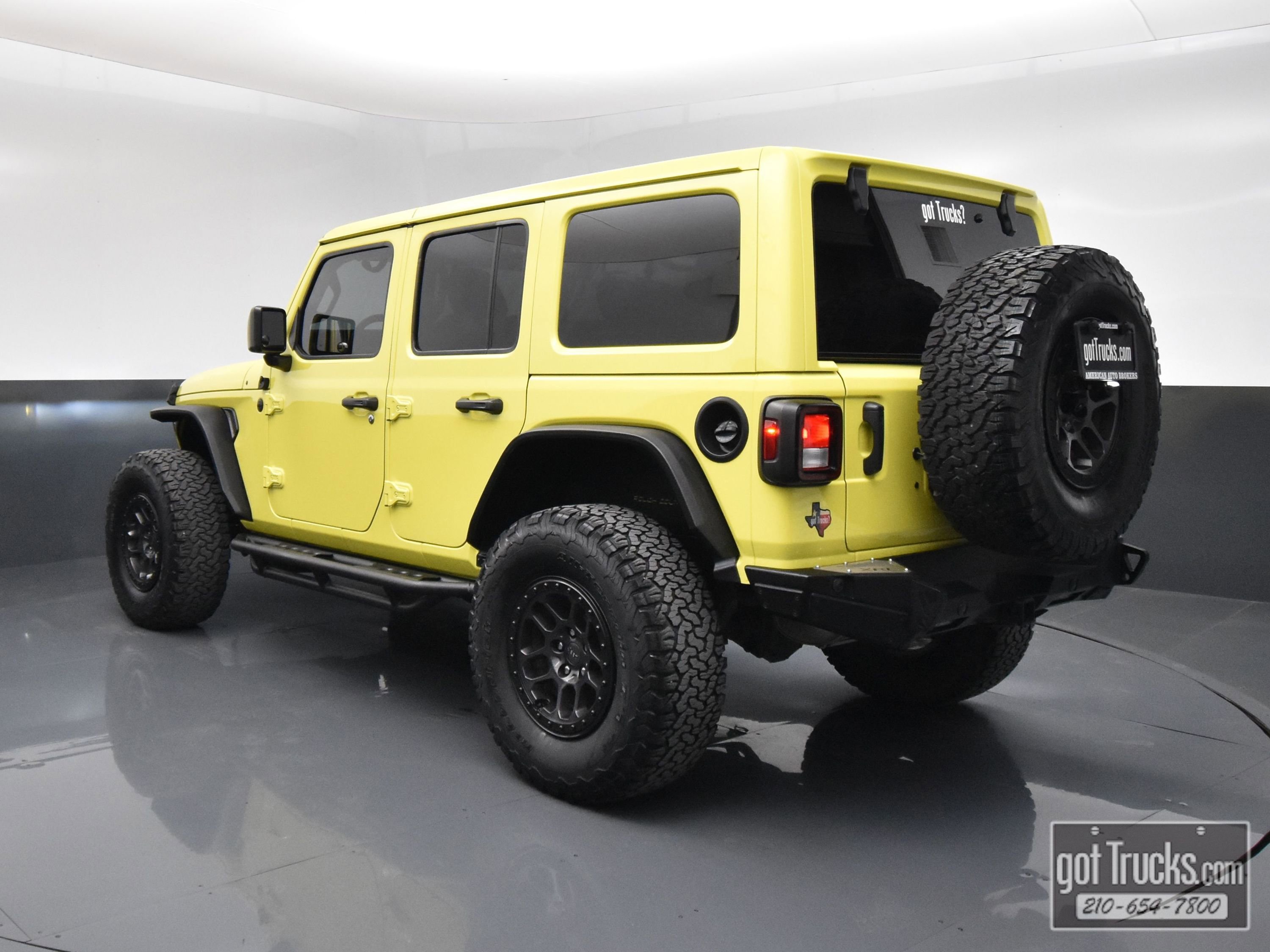 Used 2022 Jeep Wrangler Unlimited Sport AWD/4WD image 5