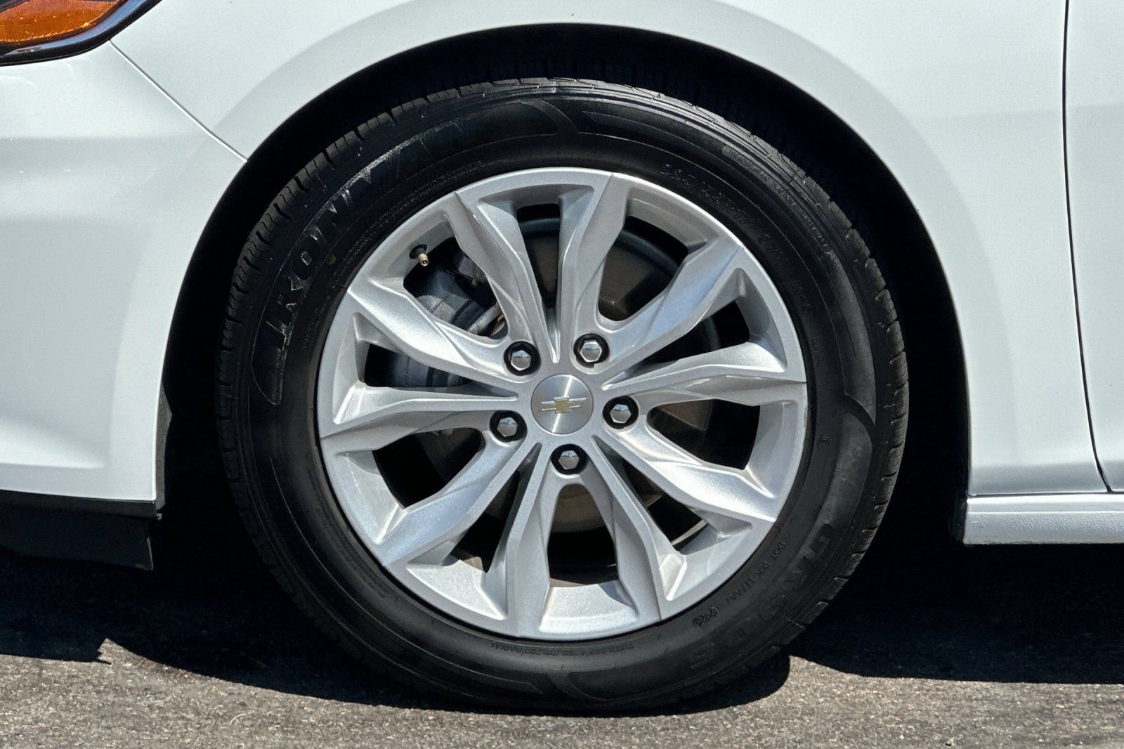 Used 2024 Chevrolet Malibu LT FWD image 25